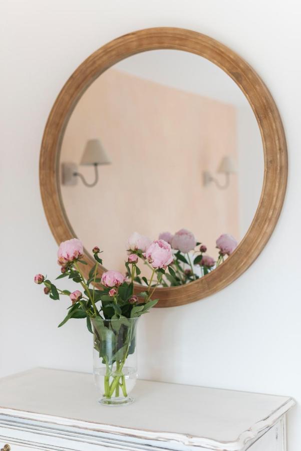 La Petite Ruche, 1 Bedroom Gite In The Luberon Apt Exterior photo