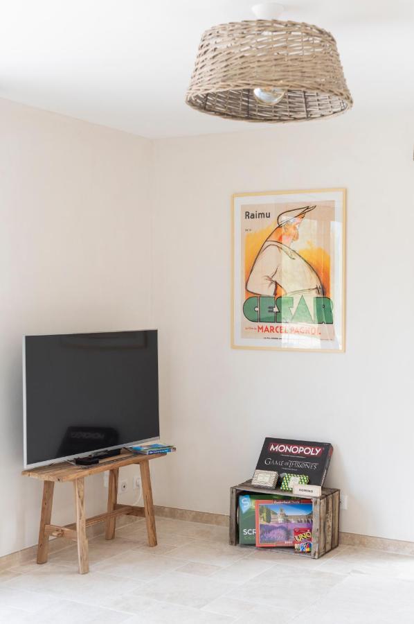 La Petite Ruche, 1 Bedroom Gite In The Luberon Apt Exterior photo