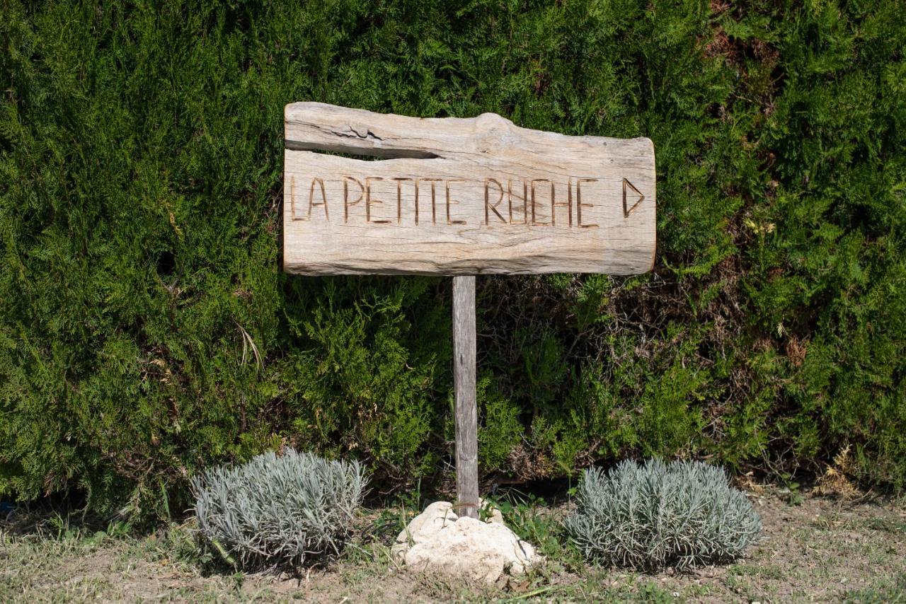 La Petite Ruche, 1 Bedroom Gite In The Luberon Apt Exterior photo
